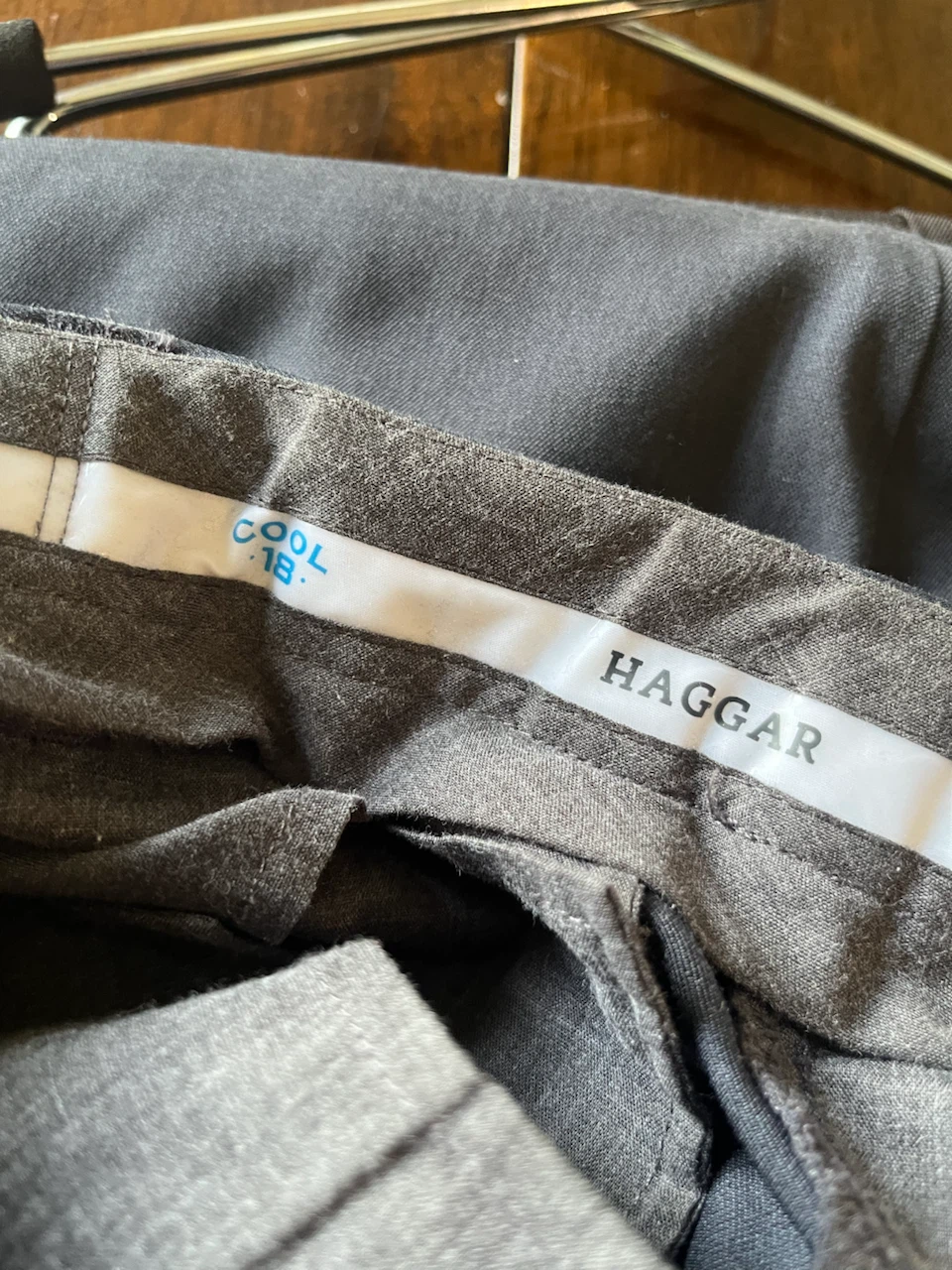 Over 20 pairs - Men's Dress Pants - photo 2