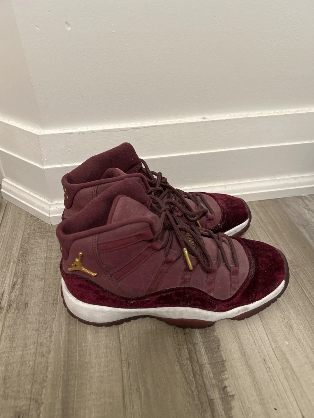 Jordan 11 Retro Premium Heiress Maroon - photo 2