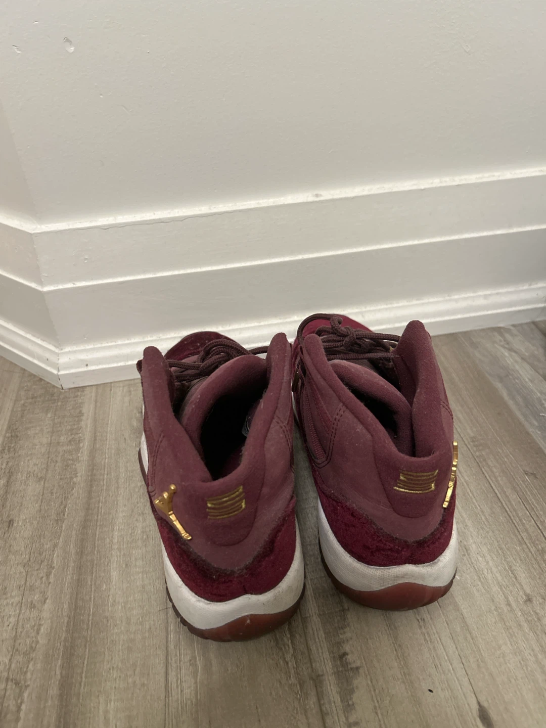 Jordan 11 Retro Premium Heiress Maroon - photo 3