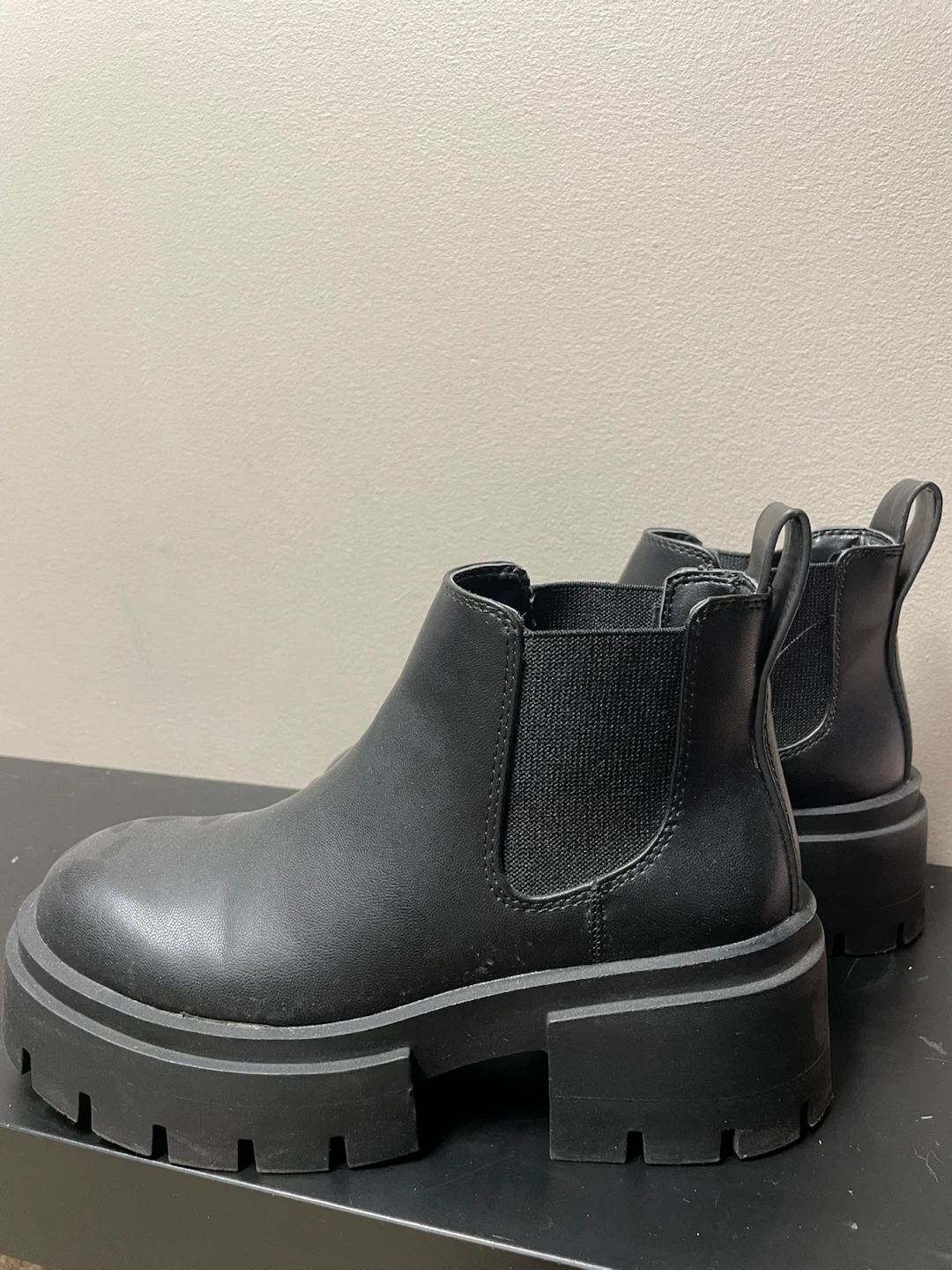 Black H&M Platform Chelsea Boots