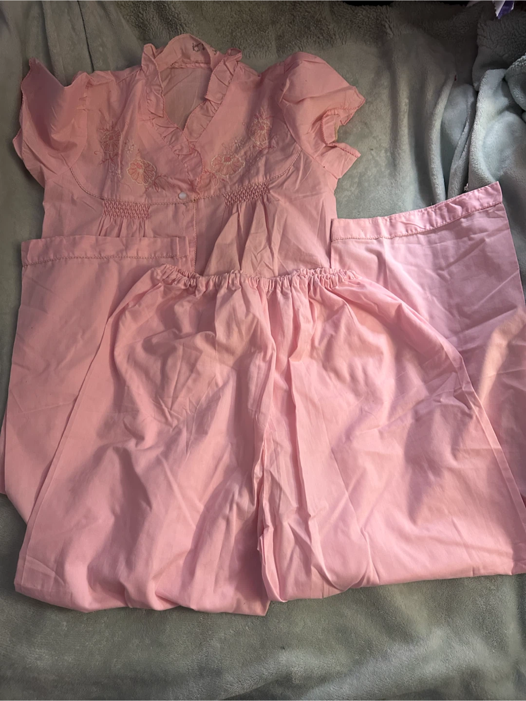 Assorted Pyjama Sets - photo 2