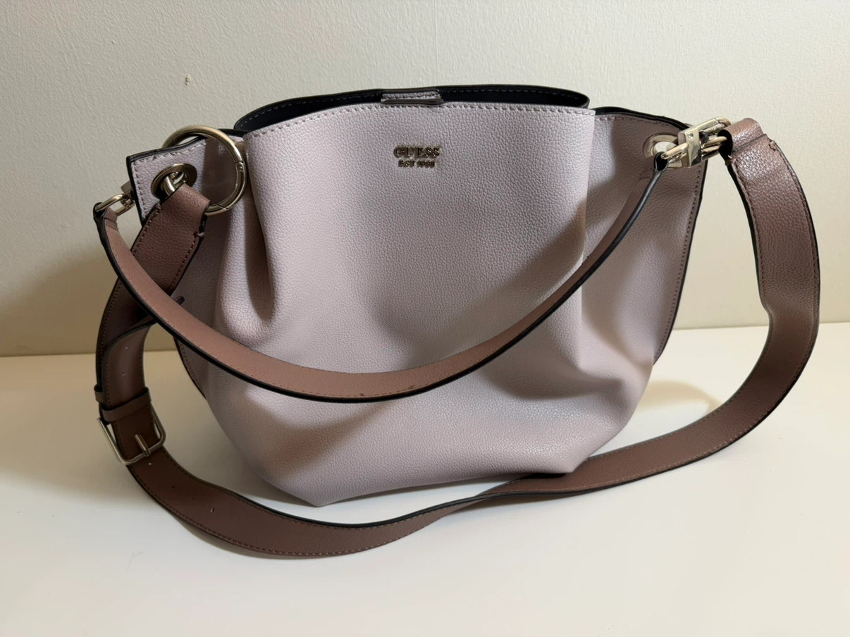 Guess Bucket Bag