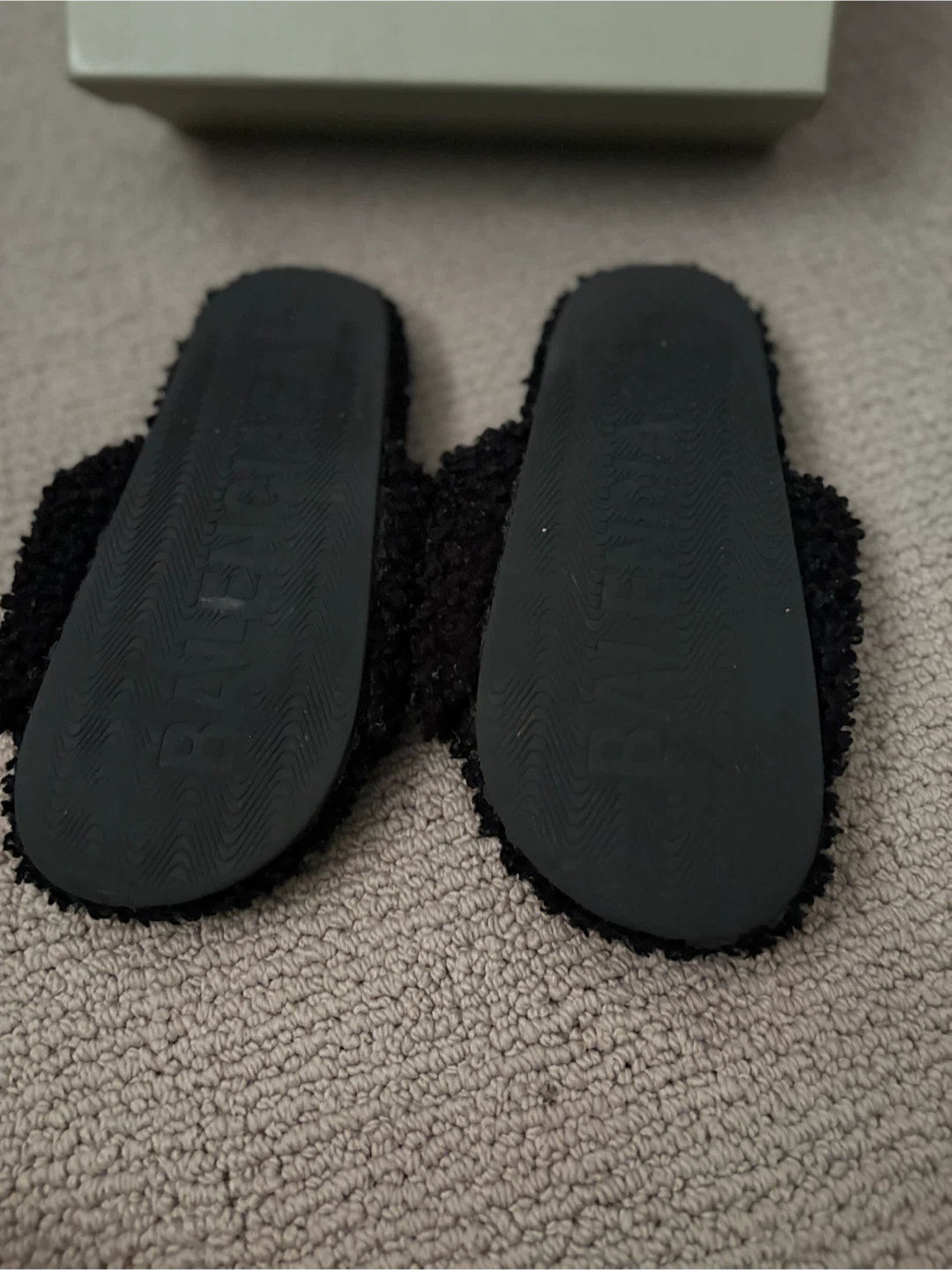 Balenciaga slides size 8.5 - photo 3