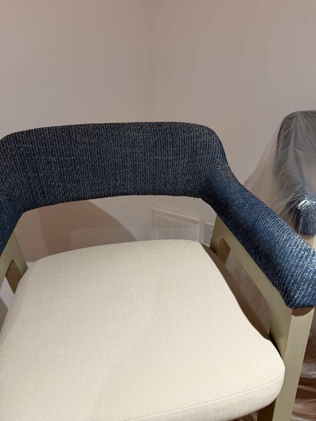 NEW Two-tone upholstered bar stools SEAT HEIGHT 30” - photo 2