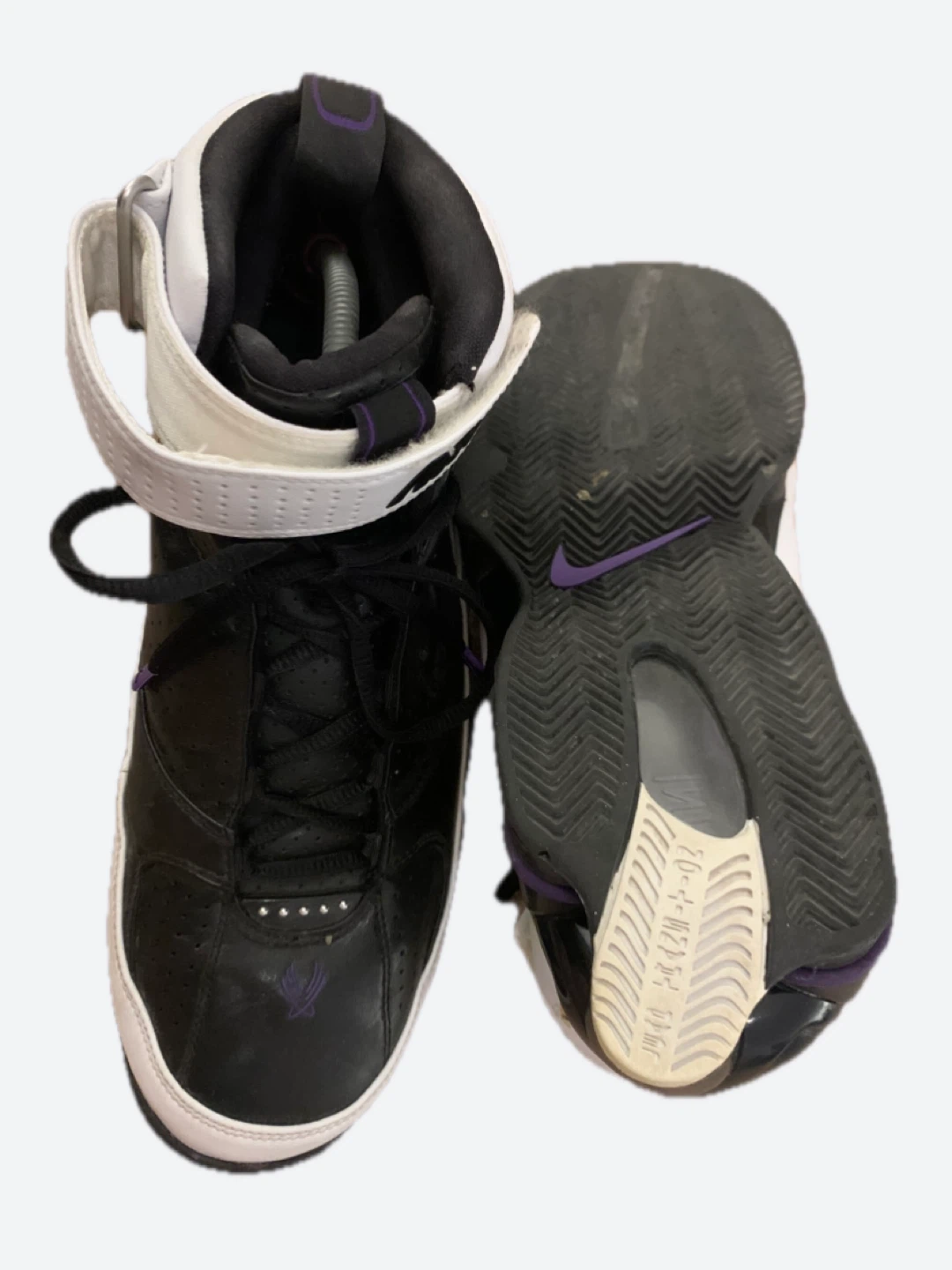 Nike High-Top Basketball Shoes - photo 5