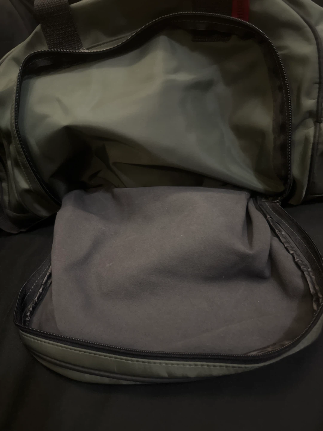 HUGO BOSS Olive Green Duffle Bag - photo 3