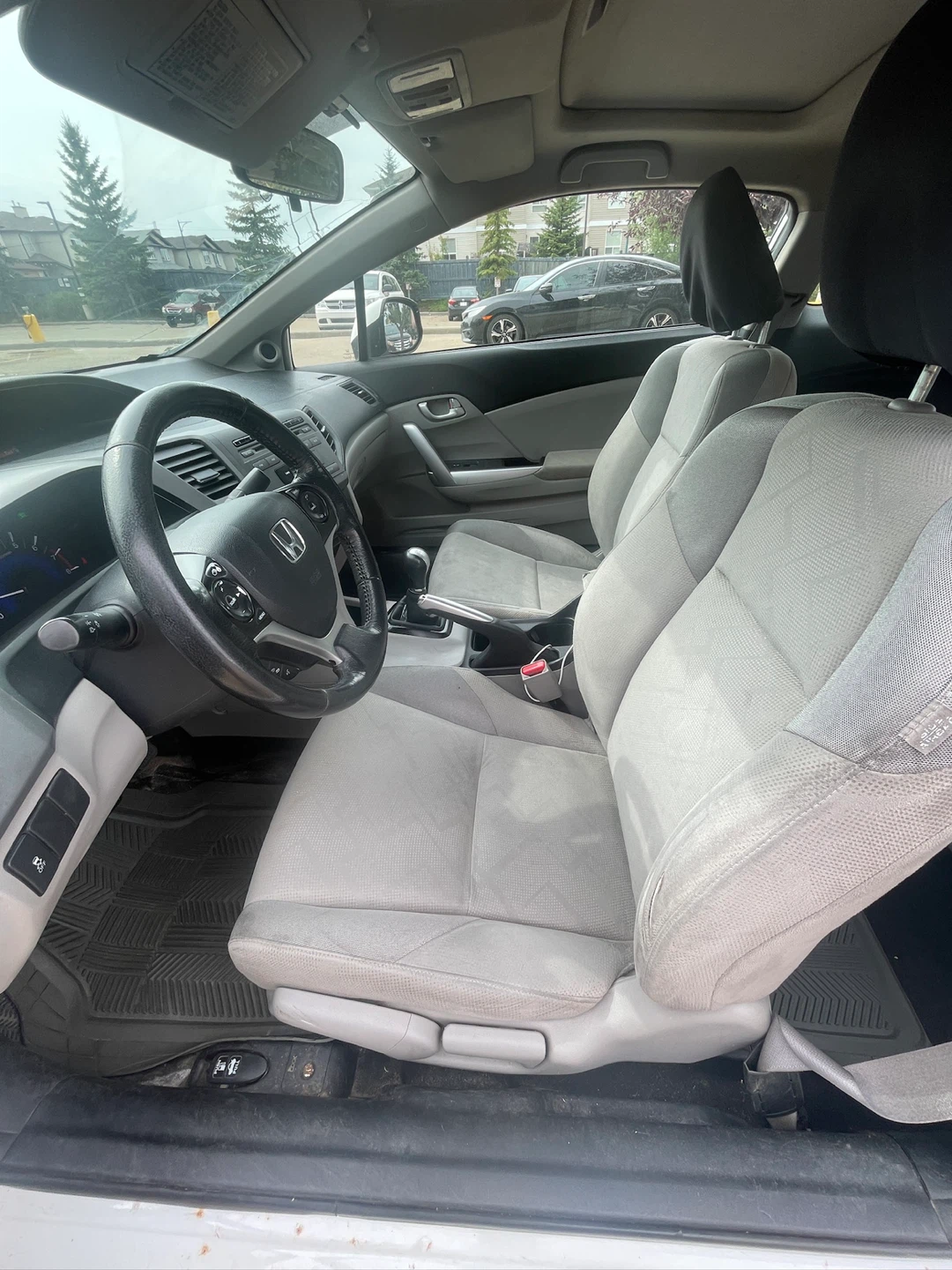 White Honda Civic Coupe 2012 - photo 5