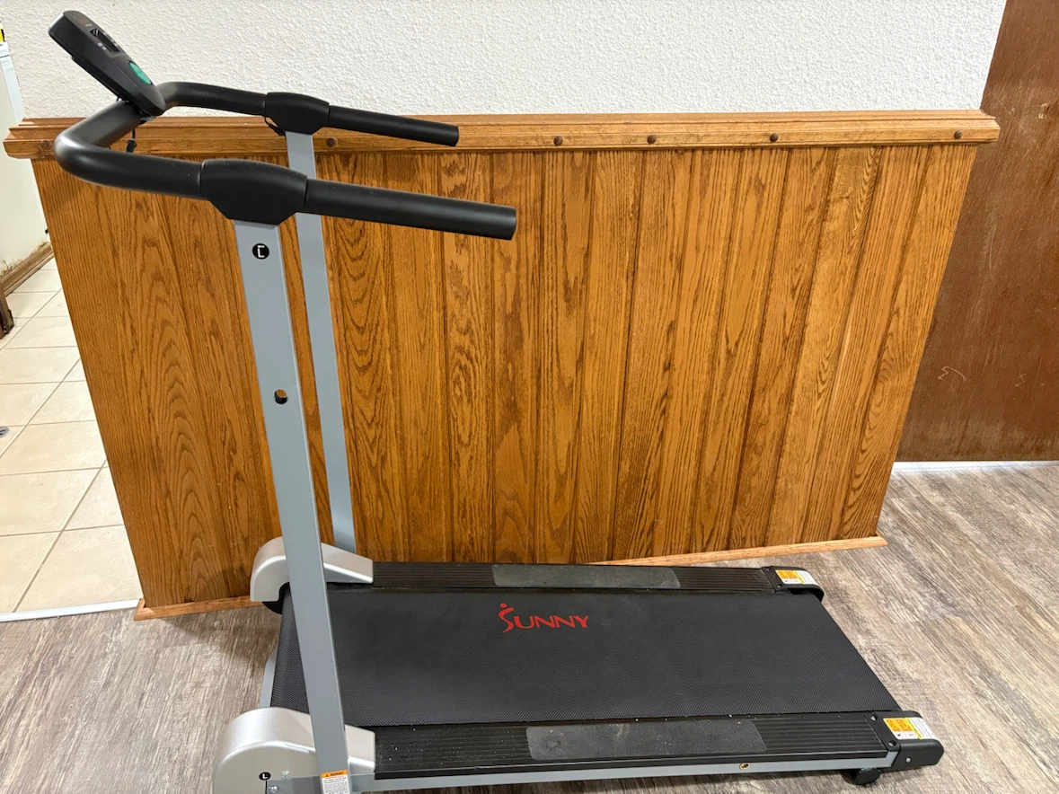 Sunny Health & Fitness Treadmill