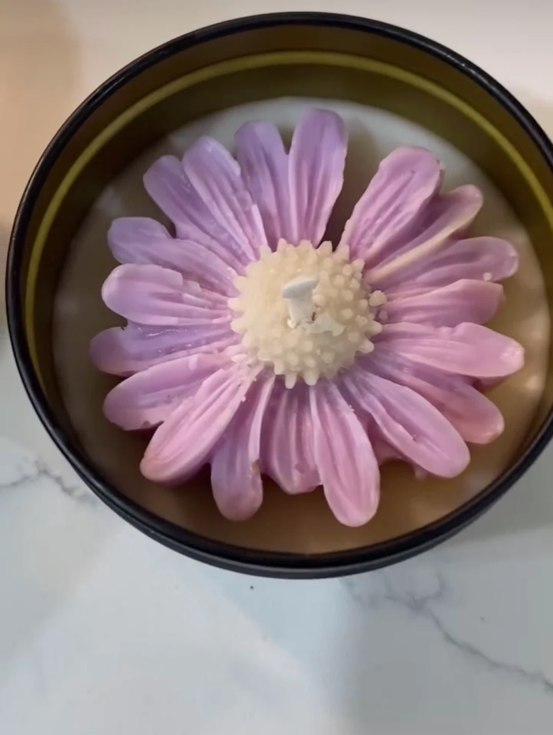 Flower Shape Scented Candle