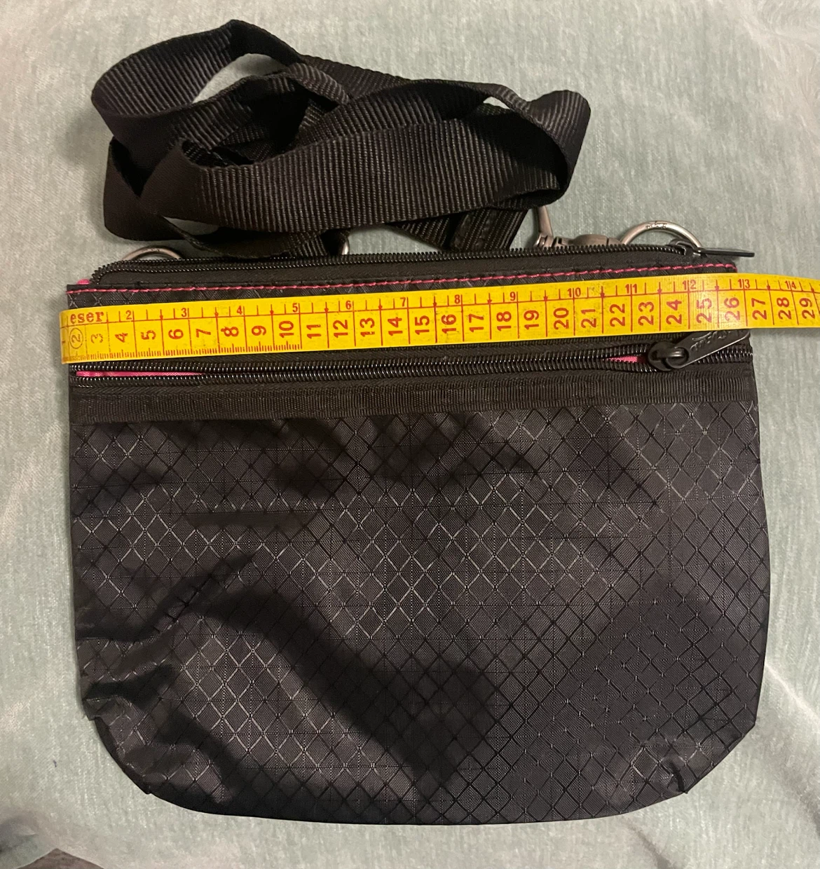 Thirty-One black crossbody bag