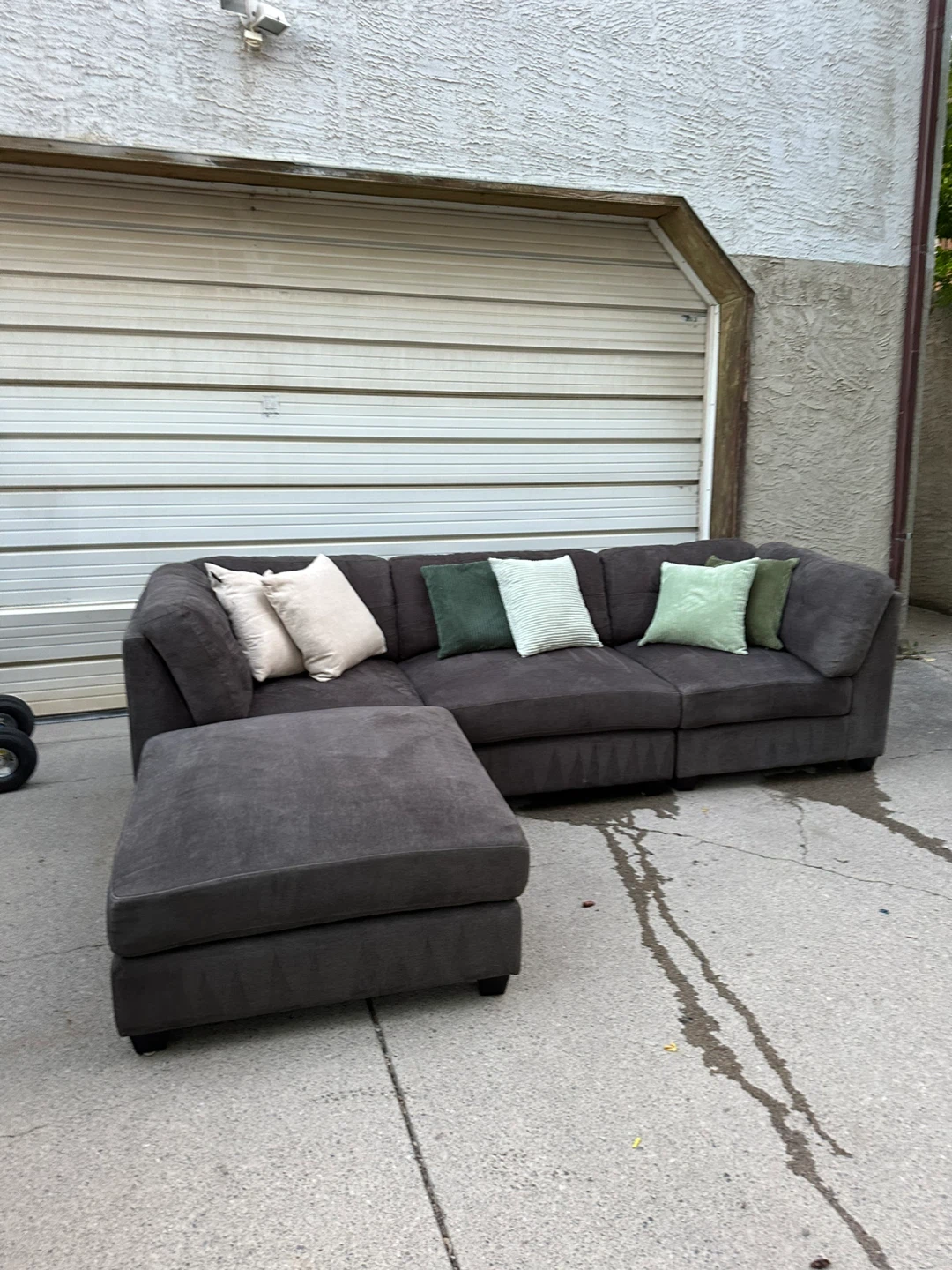 Thomasville 4-Piece Modular Sectional Dark Grey– Costco - photo 4
