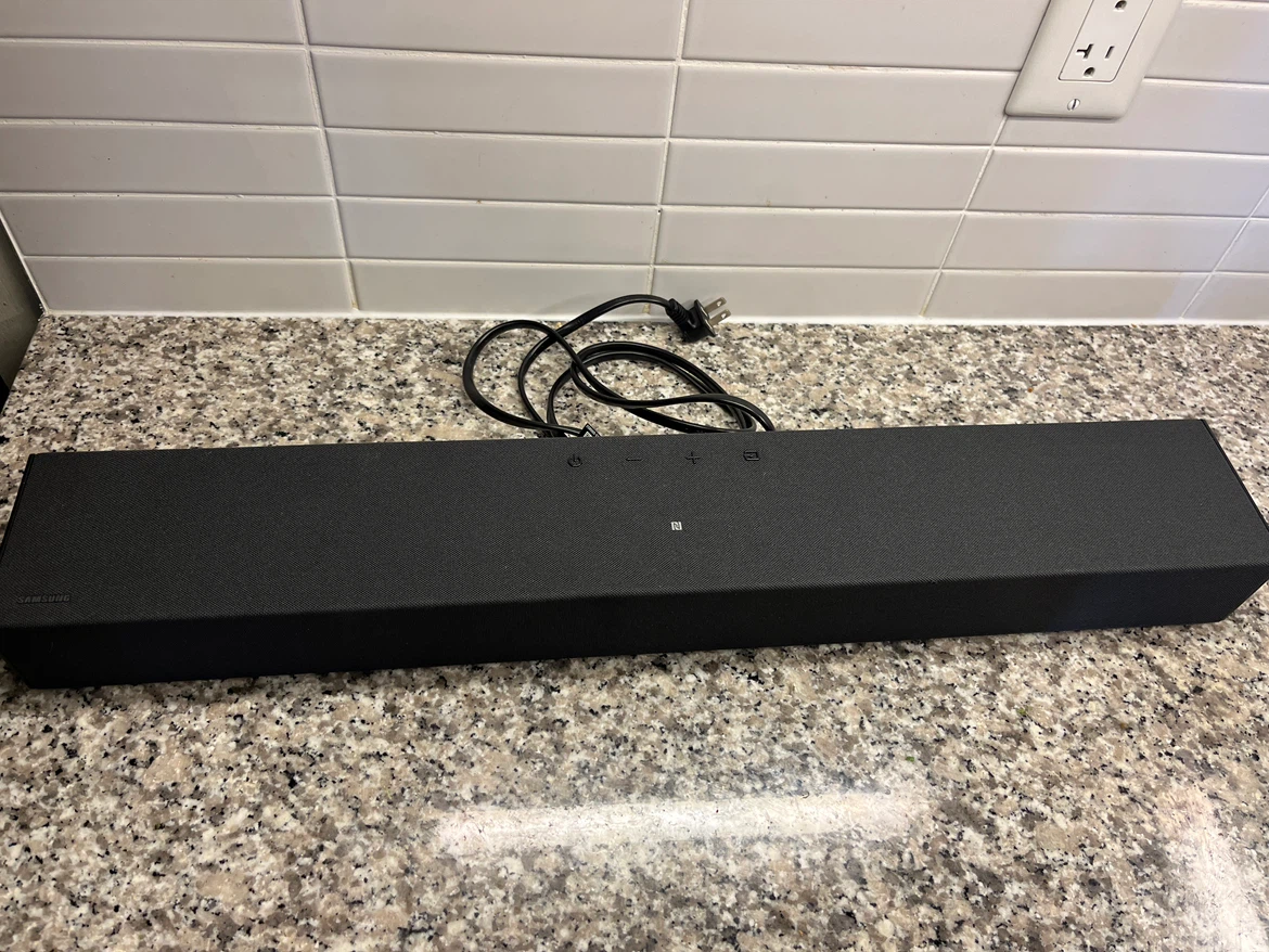 Samsung HW-C400 2.0 Soundbar/ Bluetooth speaker - photo 2
