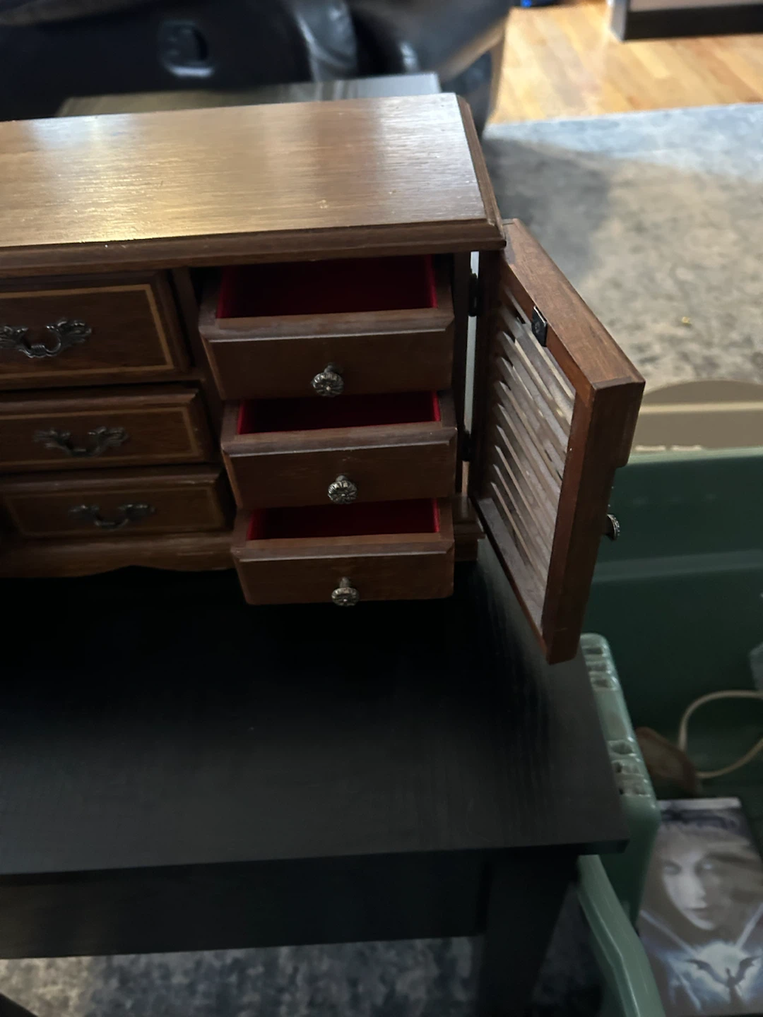 Wooden Jewellery Box - photo 4