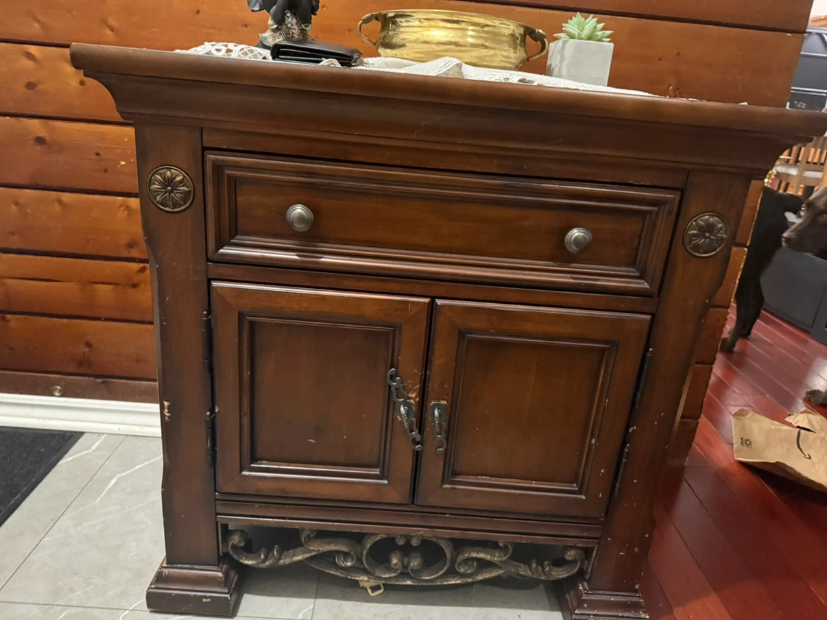 Traditional Wood Cabinet
