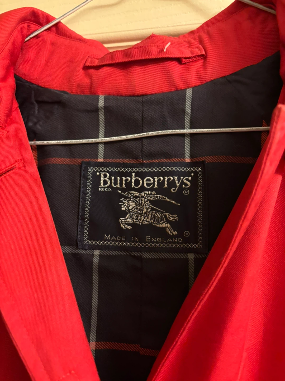 Burberrys Red Trench Coat - photo 4