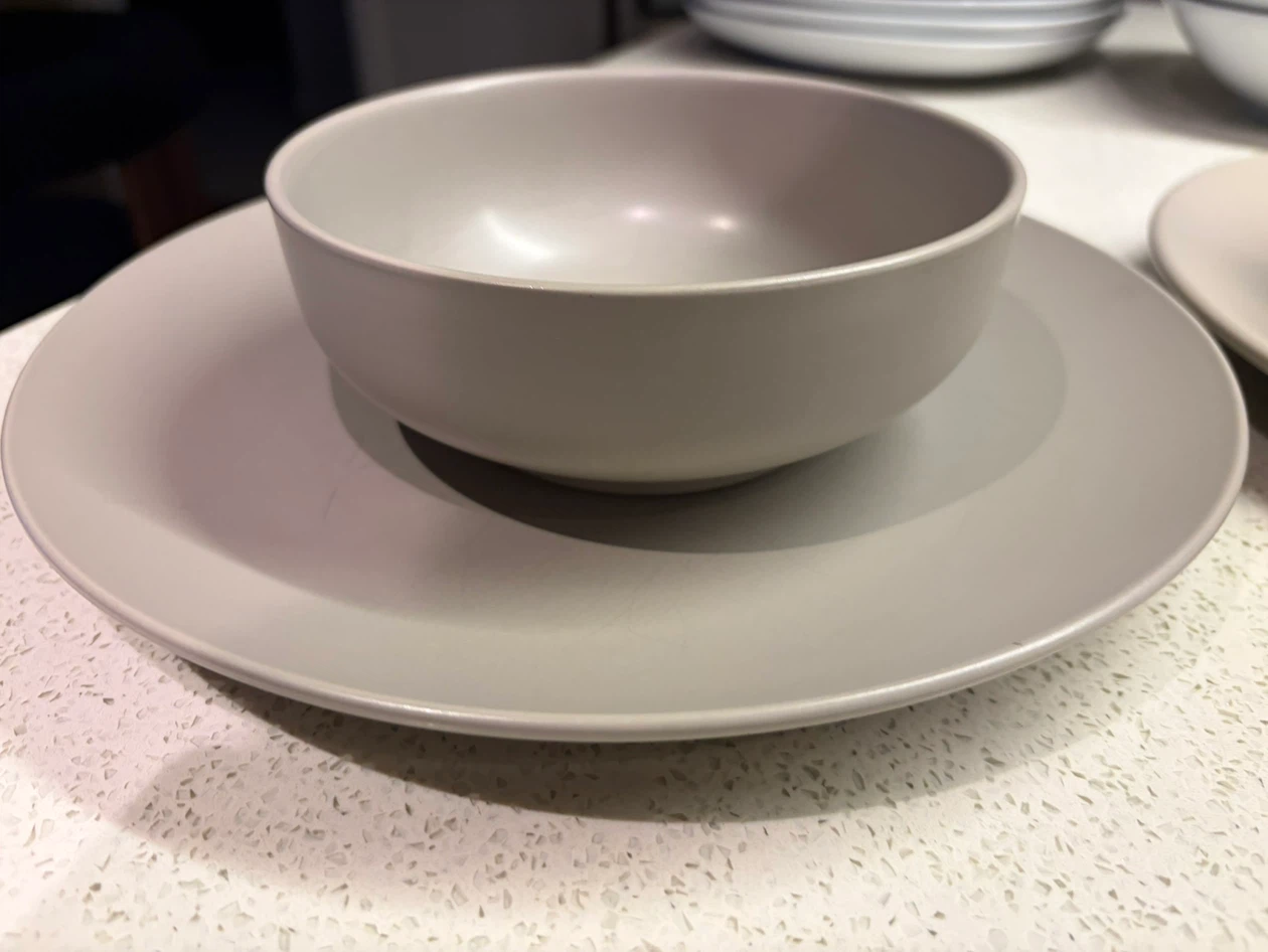 Beige Ceramic Dinnerware Set - photo 2