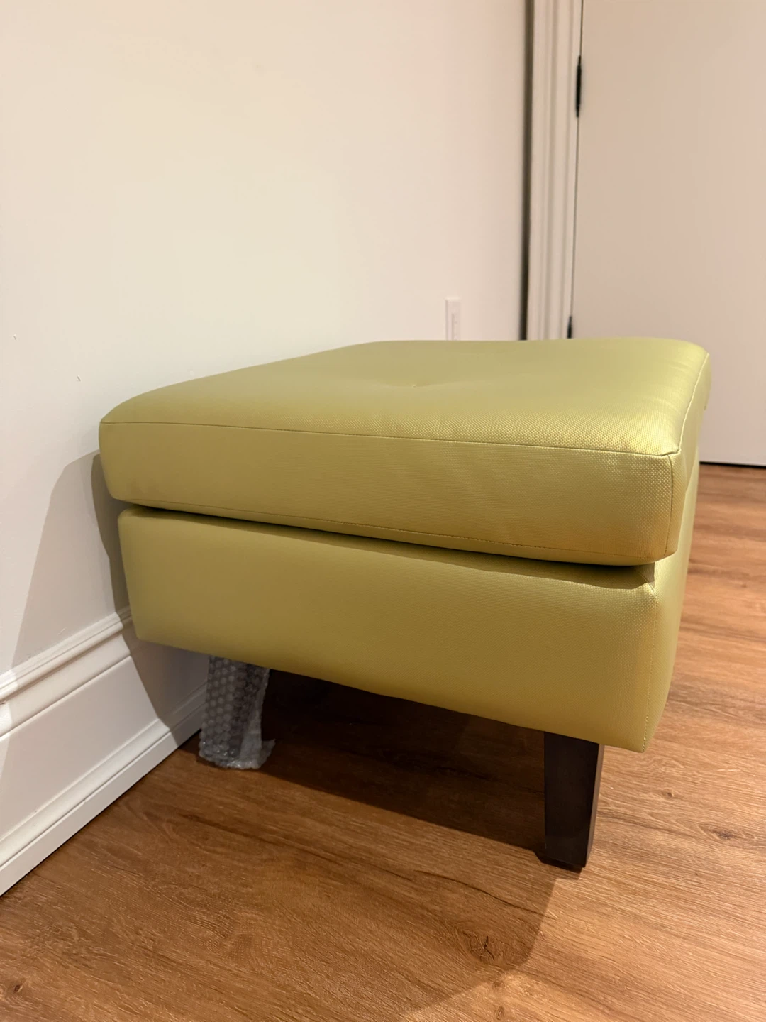 NEW Fabric Ottoman no storage 24” wide 21” deep - photo 3