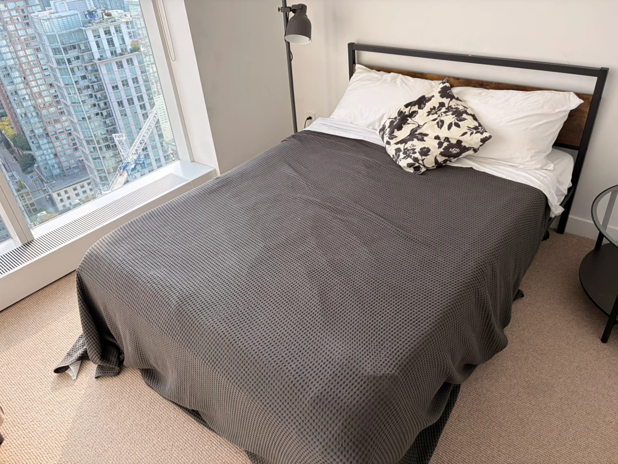 Complete Bed Frame, Mattress & Linens Set (1.5-Size) - photo 2