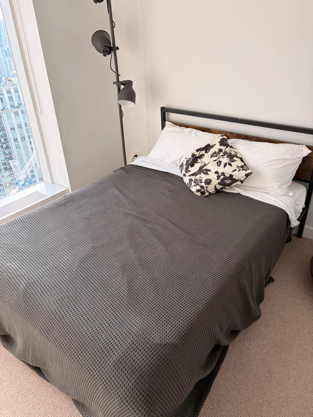 Complete Bed Frame, Mattress & Linens Set (1.5-Size) - photo 3