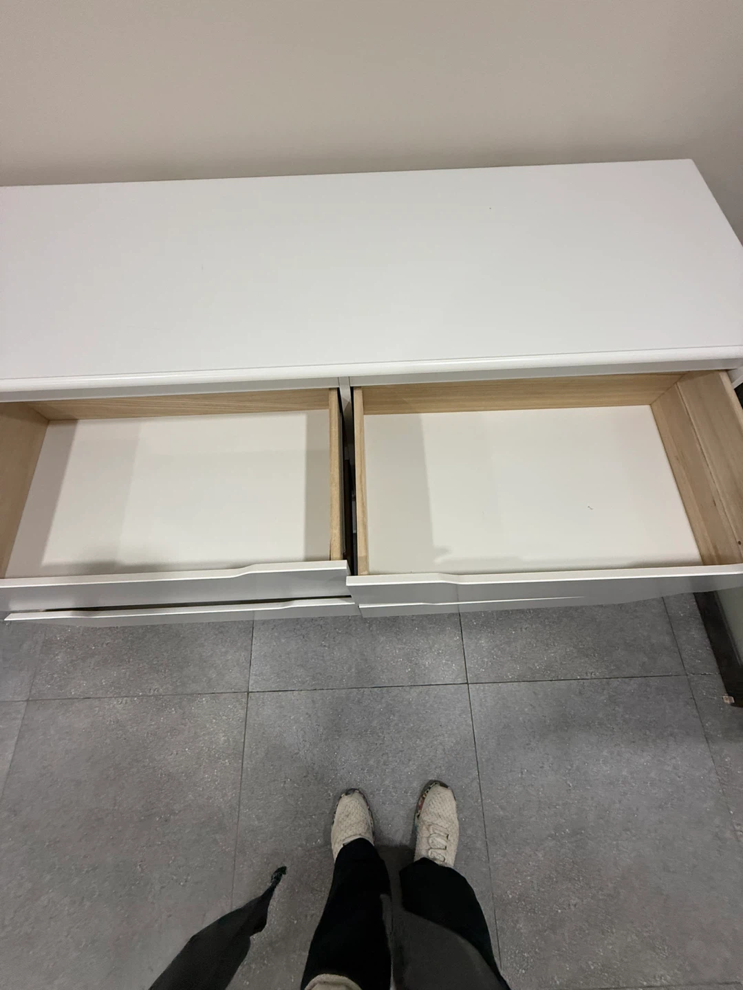 White 6-Drawer Dresser - photo 3