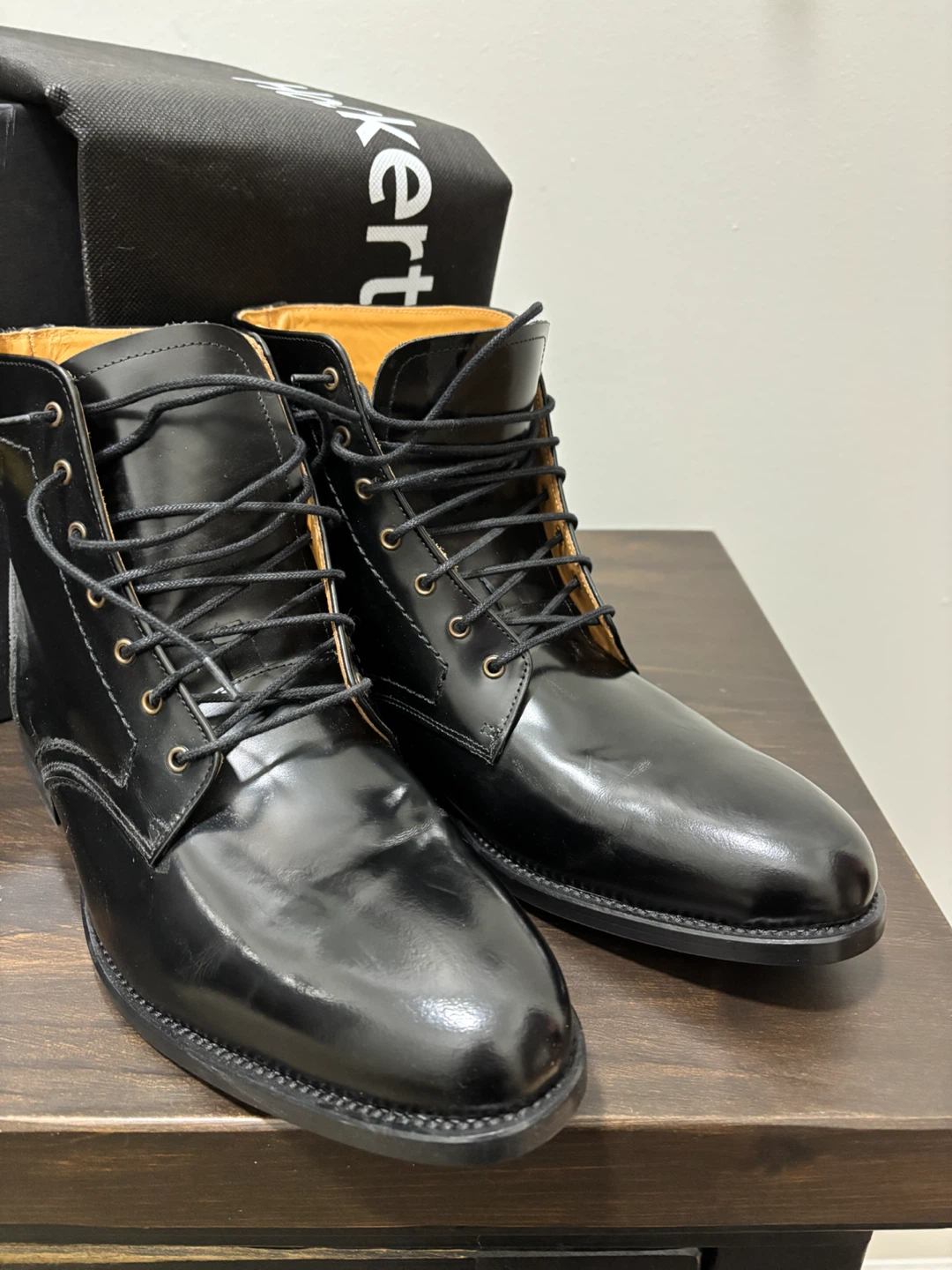 NEW Hockerty Black Leather Boots Size 42 Size 9 - photo 2