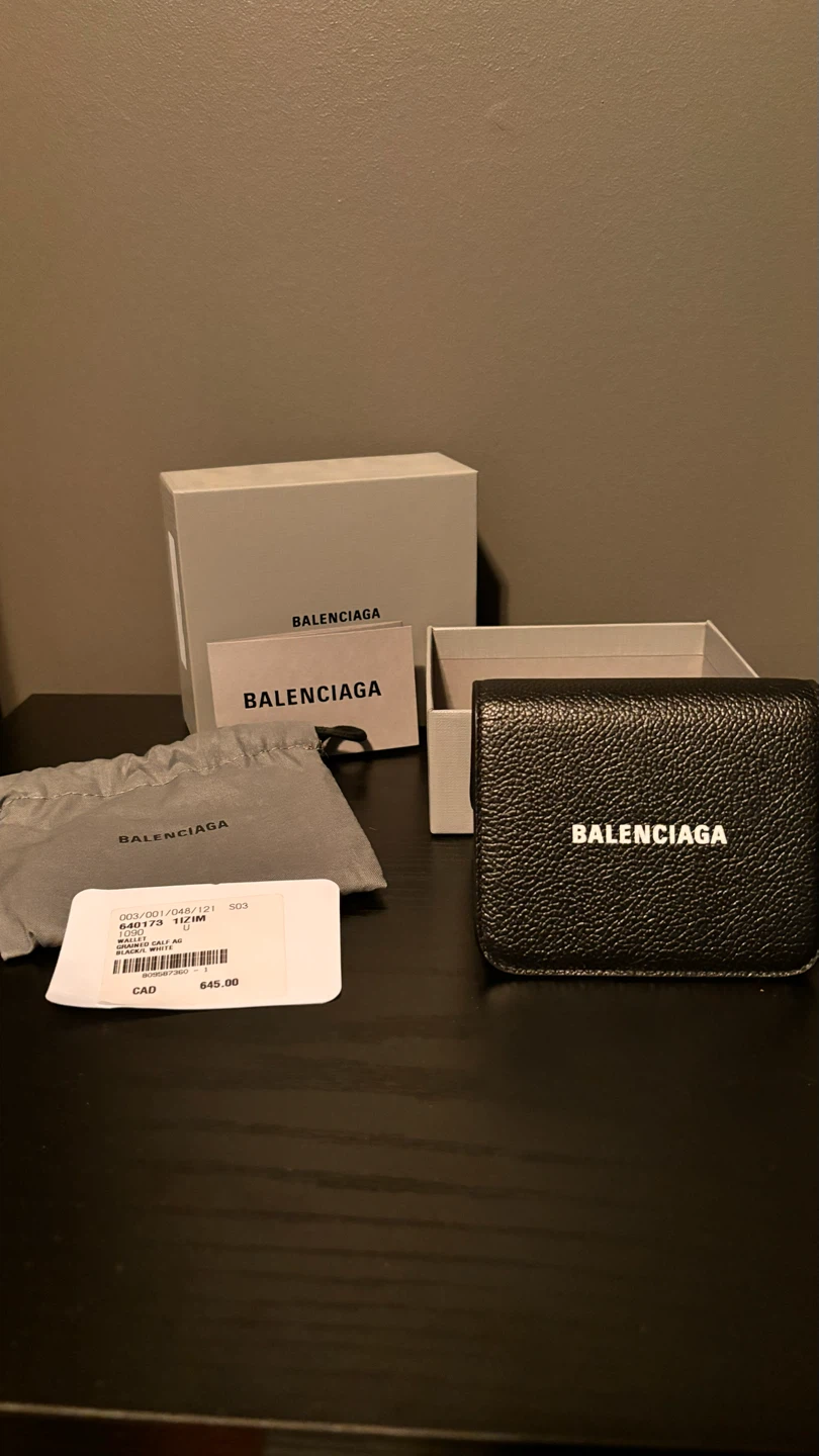 *authentic* Balenciaga Black Leather Mini Wallet