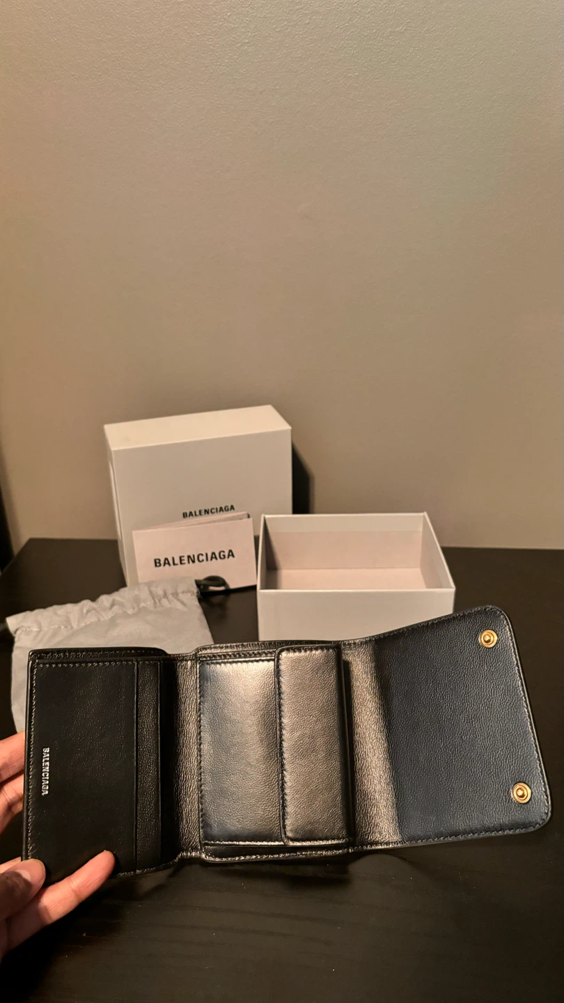 *authentic* Balenciaga Black Leather Mini Wallet - photo 4