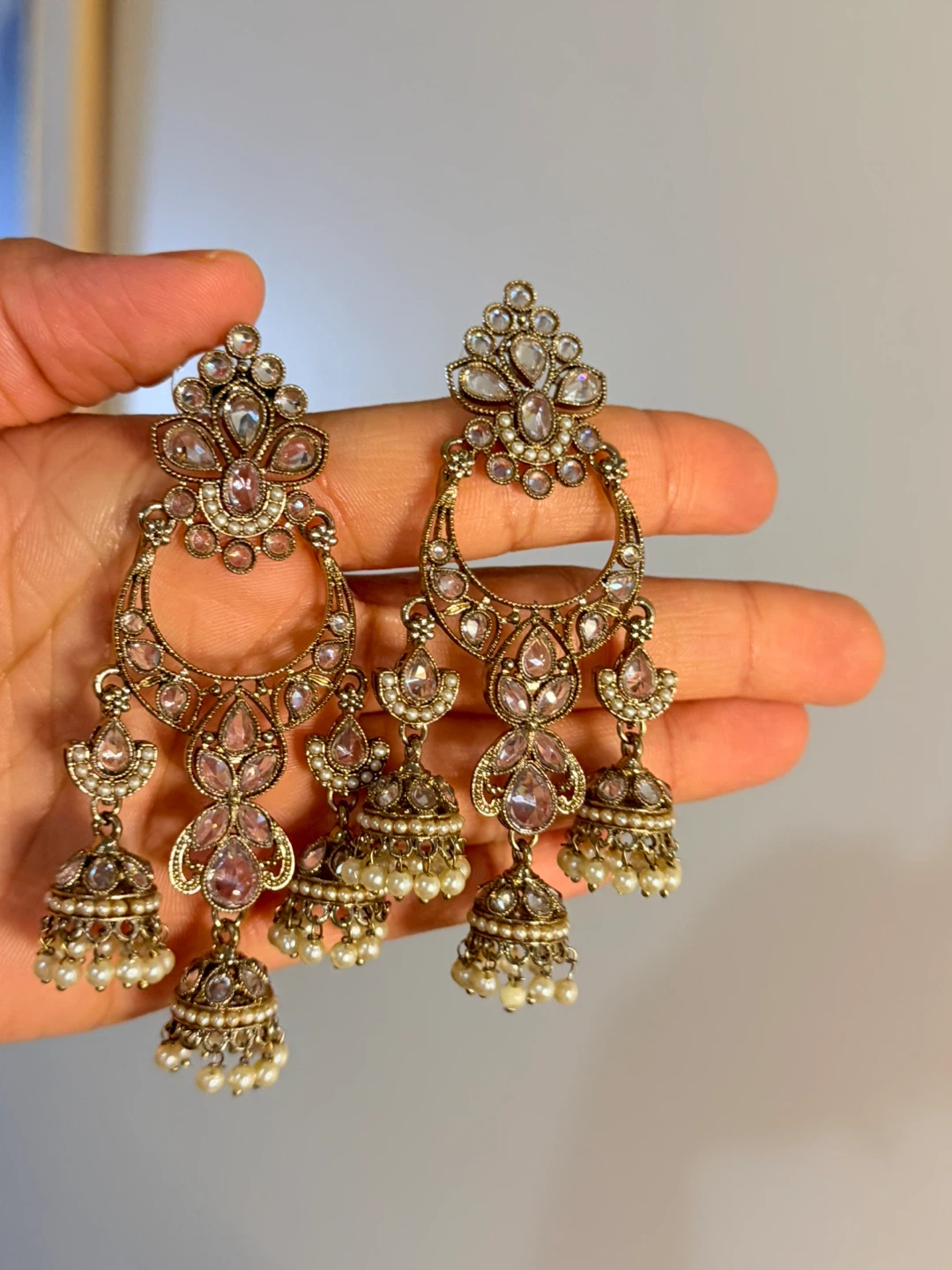 Traditional Kundan Style Jhumka Earrings - photo 2