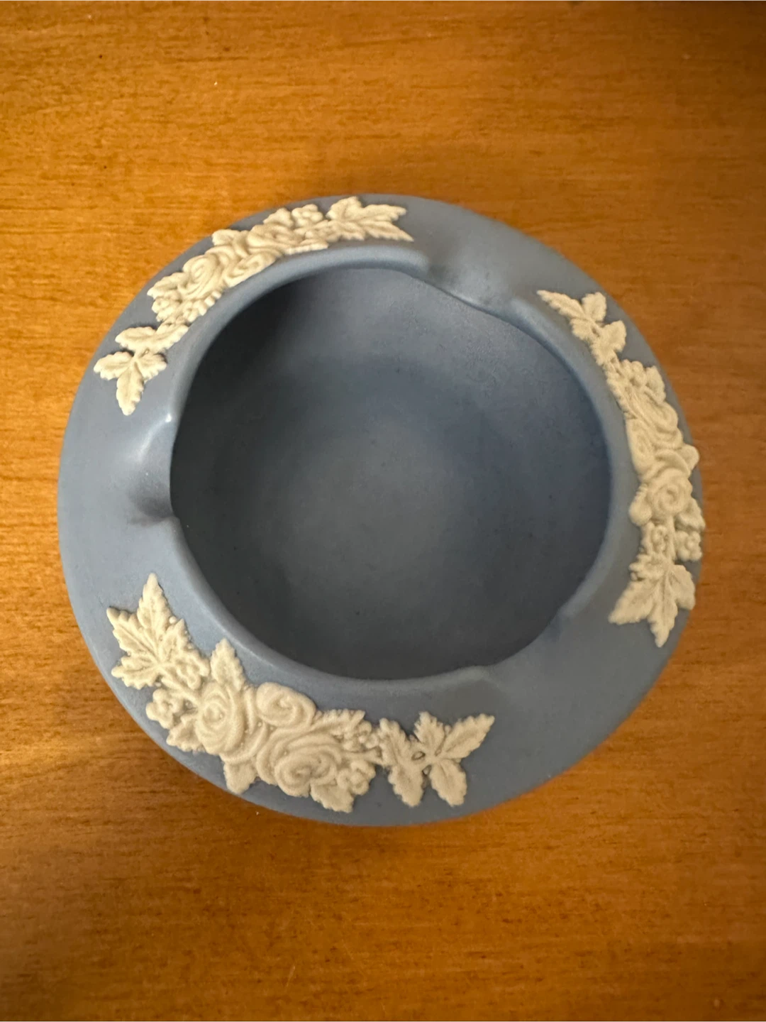 Ecanada Art Pottery Blue Floral Ashtray - photo 2