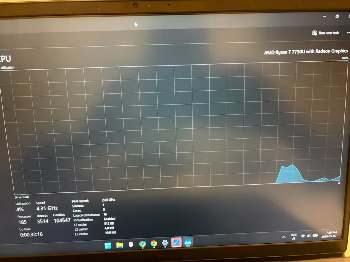 Gaming Laptop - photo 3