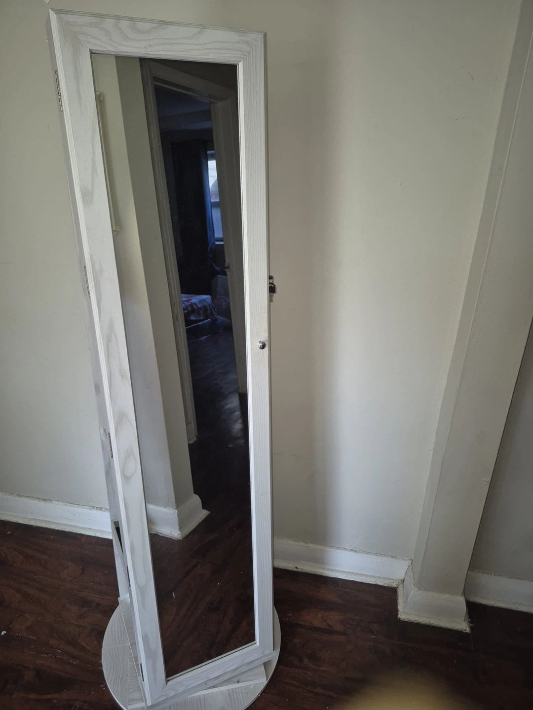 Standing Jewellery Armoire Mirror - photo 3