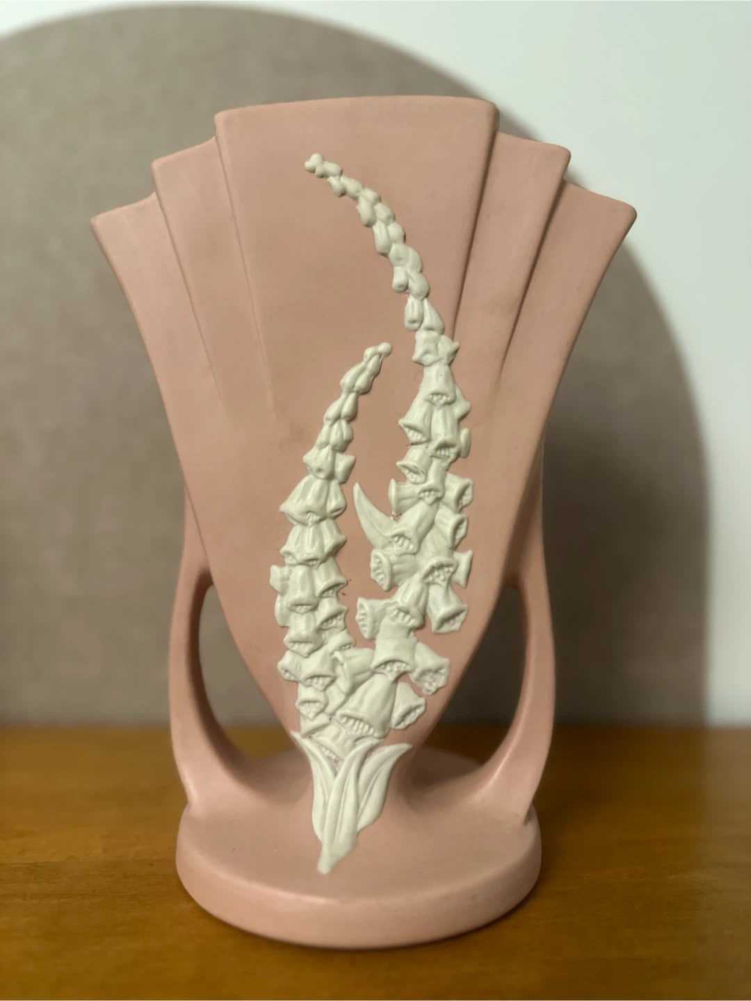 ECanada Art Pottery Art Deco Vase - photo 2