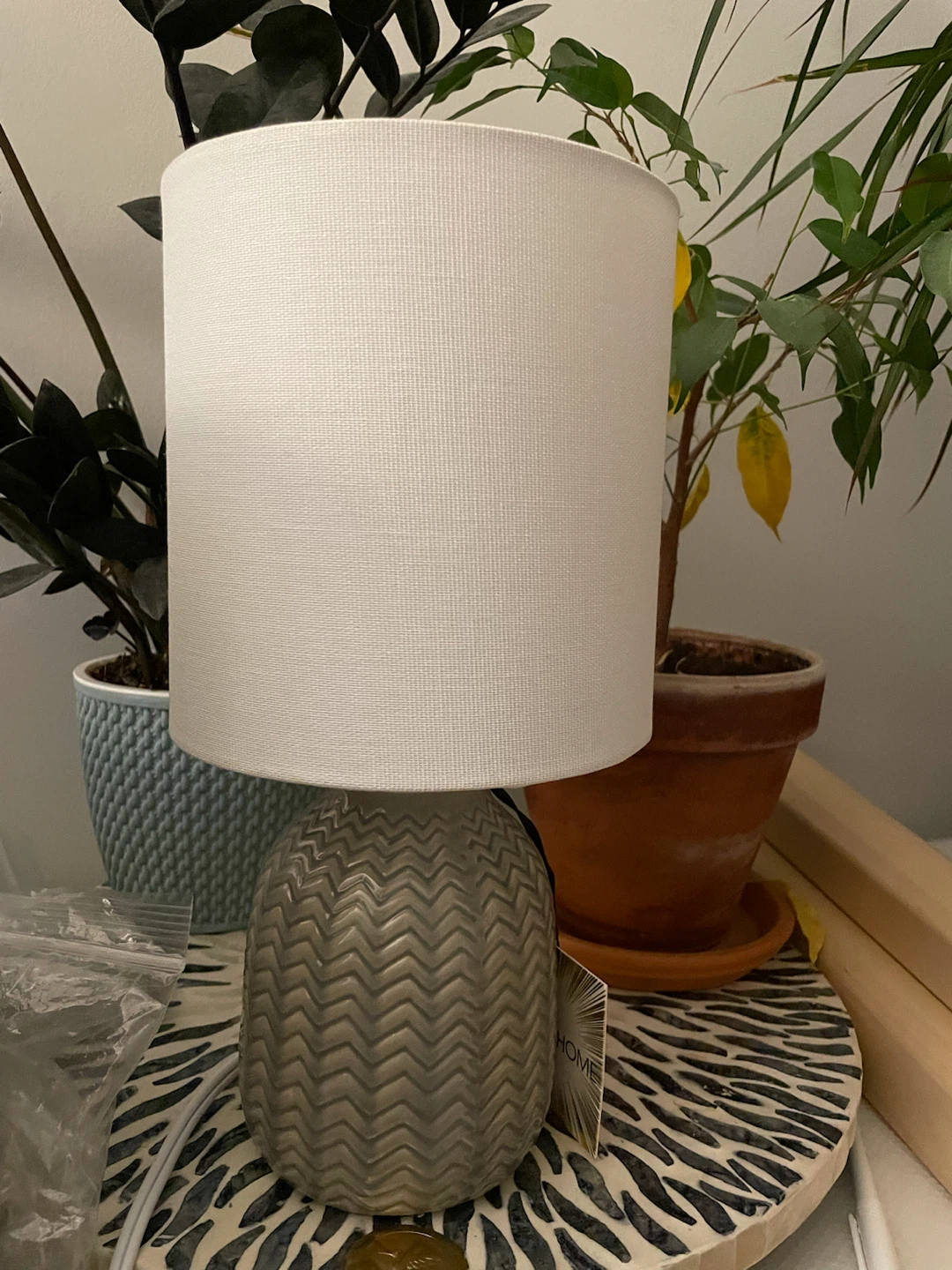 Table Lamp with Textured Base - photo 3