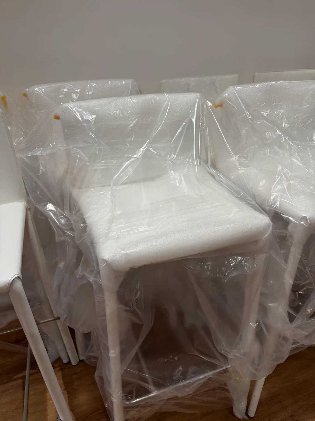 8 NEW White Leather Bar Stools SEAT HEIGHT 31” - photo 5