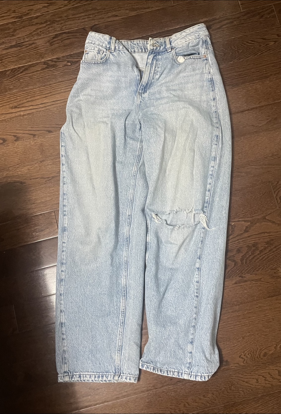 Women’s baggy jeans