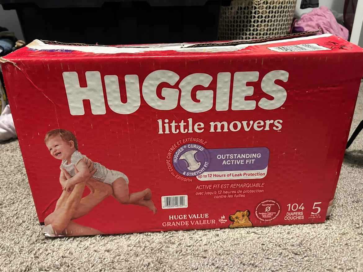 Huggies little movers size 5 diapers
