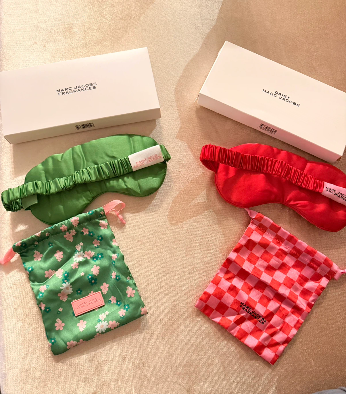 Marc Jacobs Sleep Masks (2) & Pouches - photo 2