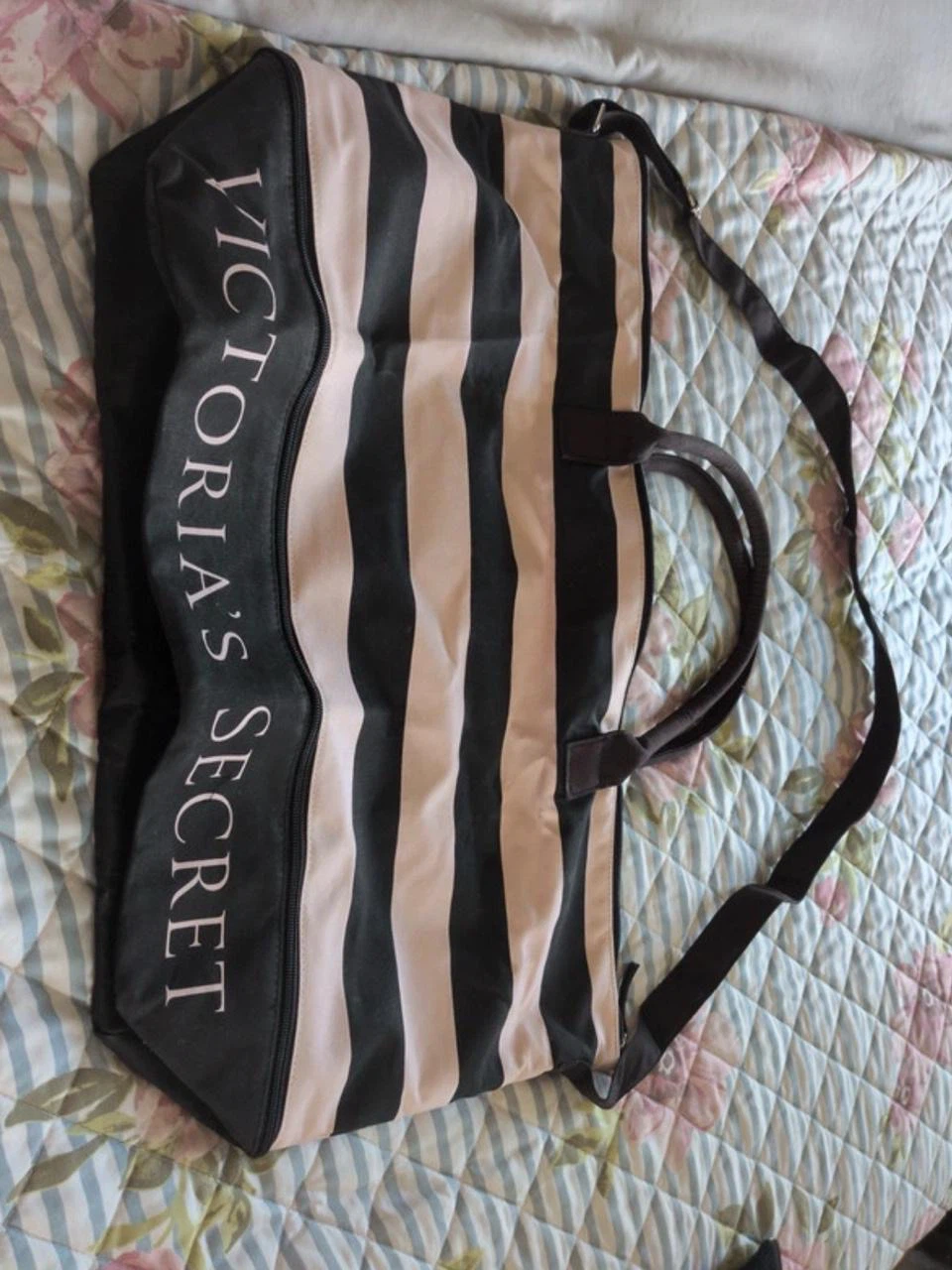 Victoria's Secret Striped Tote Bag - photo 2
