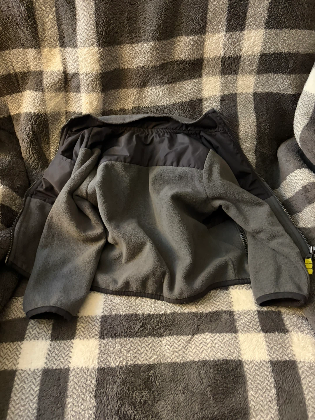 Carter's Fleece Jacket Size 3T - photo 3