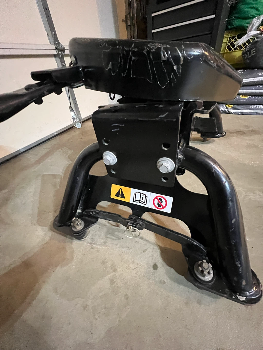 Ford Accessories 19K Fifth Wheel Hitch - photo 5