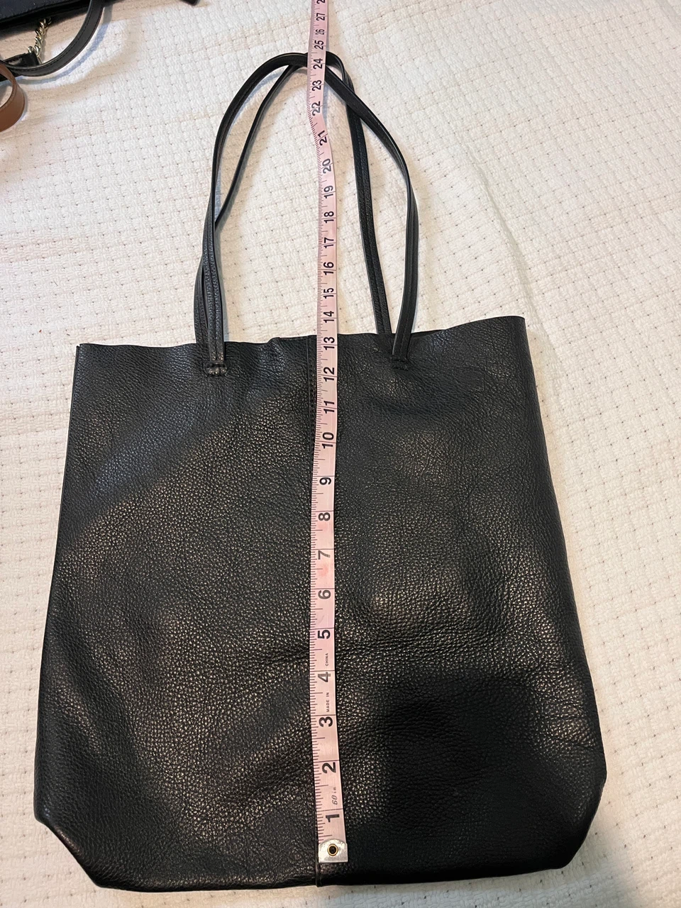 Banana Republic Black Cow Leather Tote Bag - photo 4
