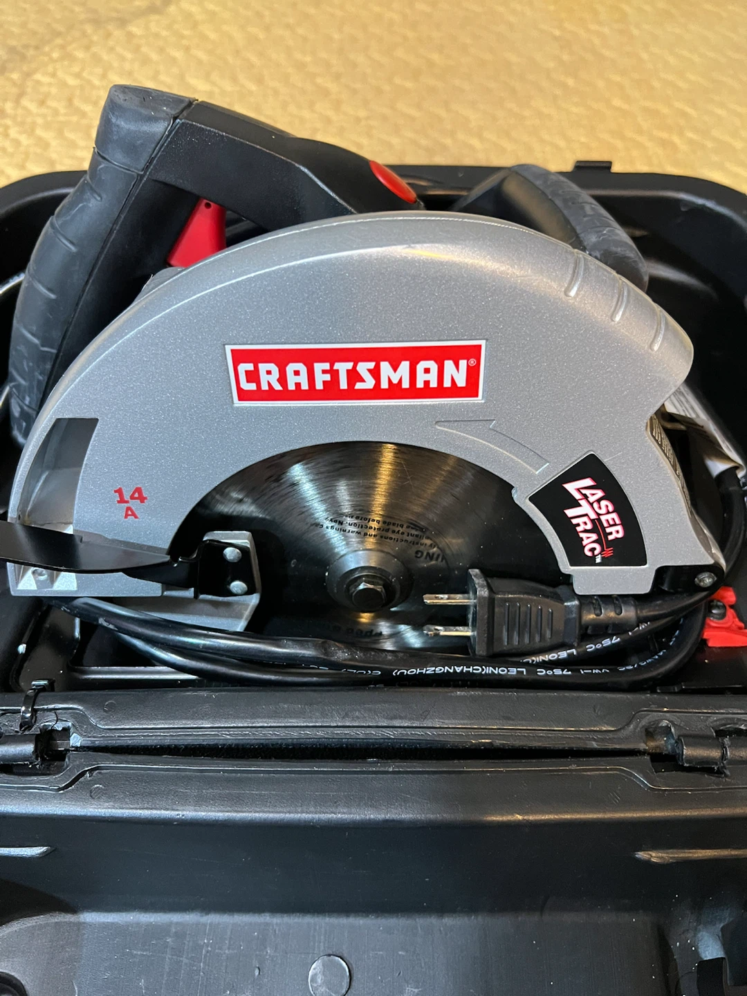 Craftsman 14-Amp Circular Saw - photo 3