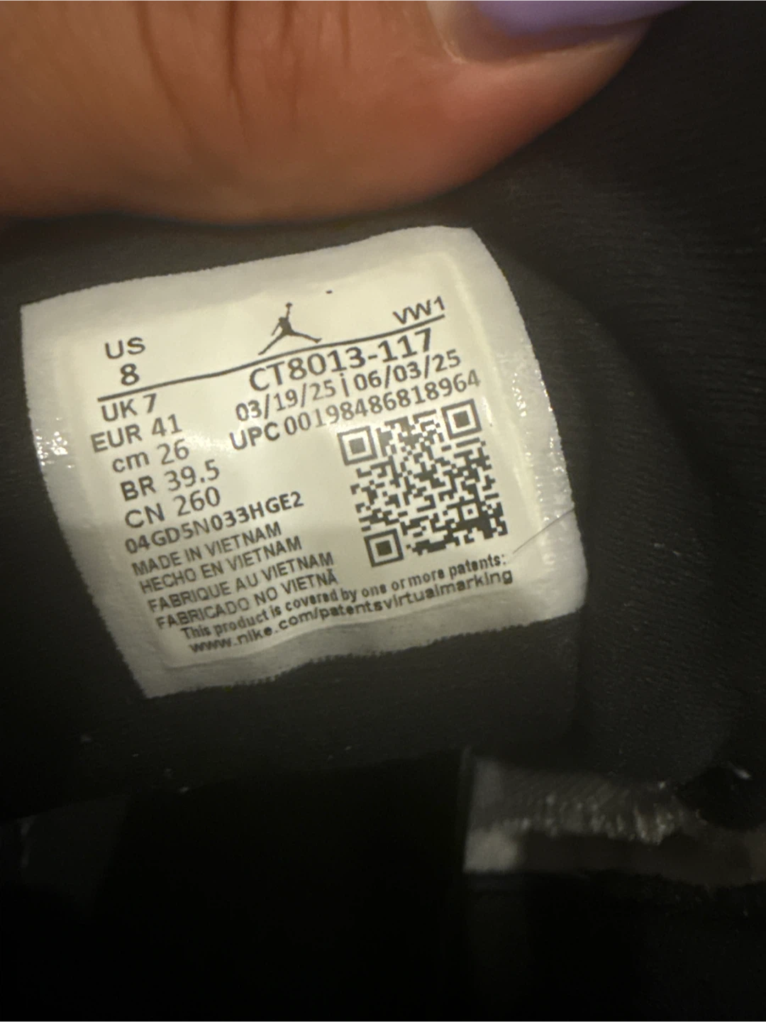 Nike Air Jordan 12 Taxi Sneakers Size 8 US - photo 2