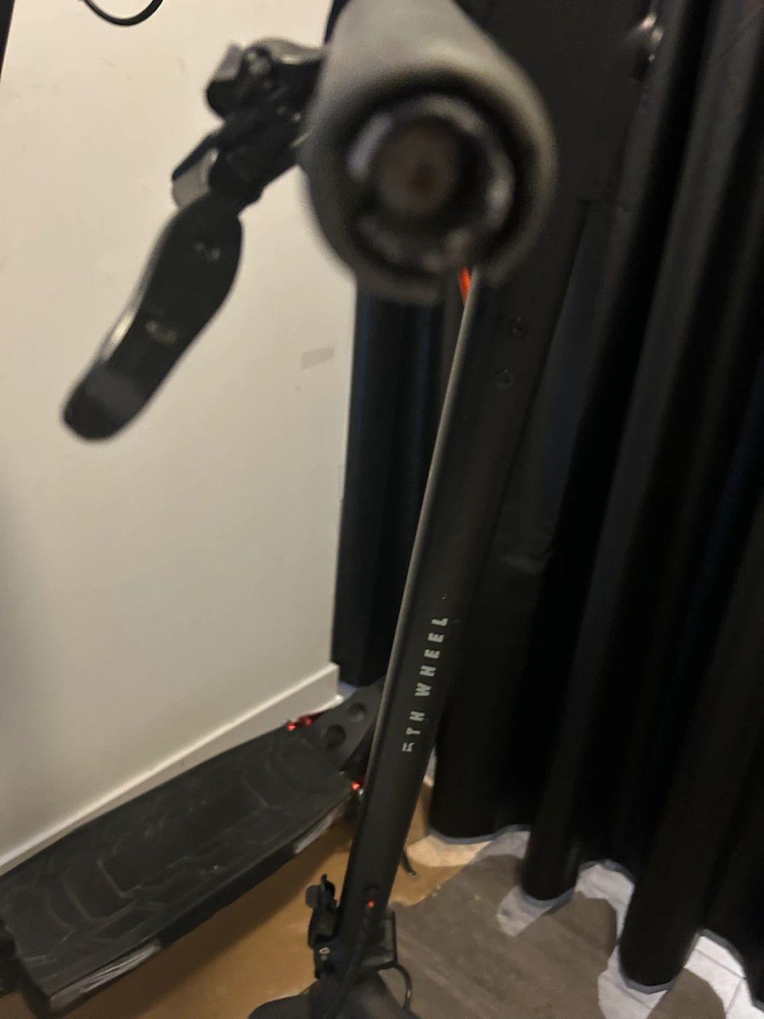 5TH WHEEL Electric Scooter - photo 3