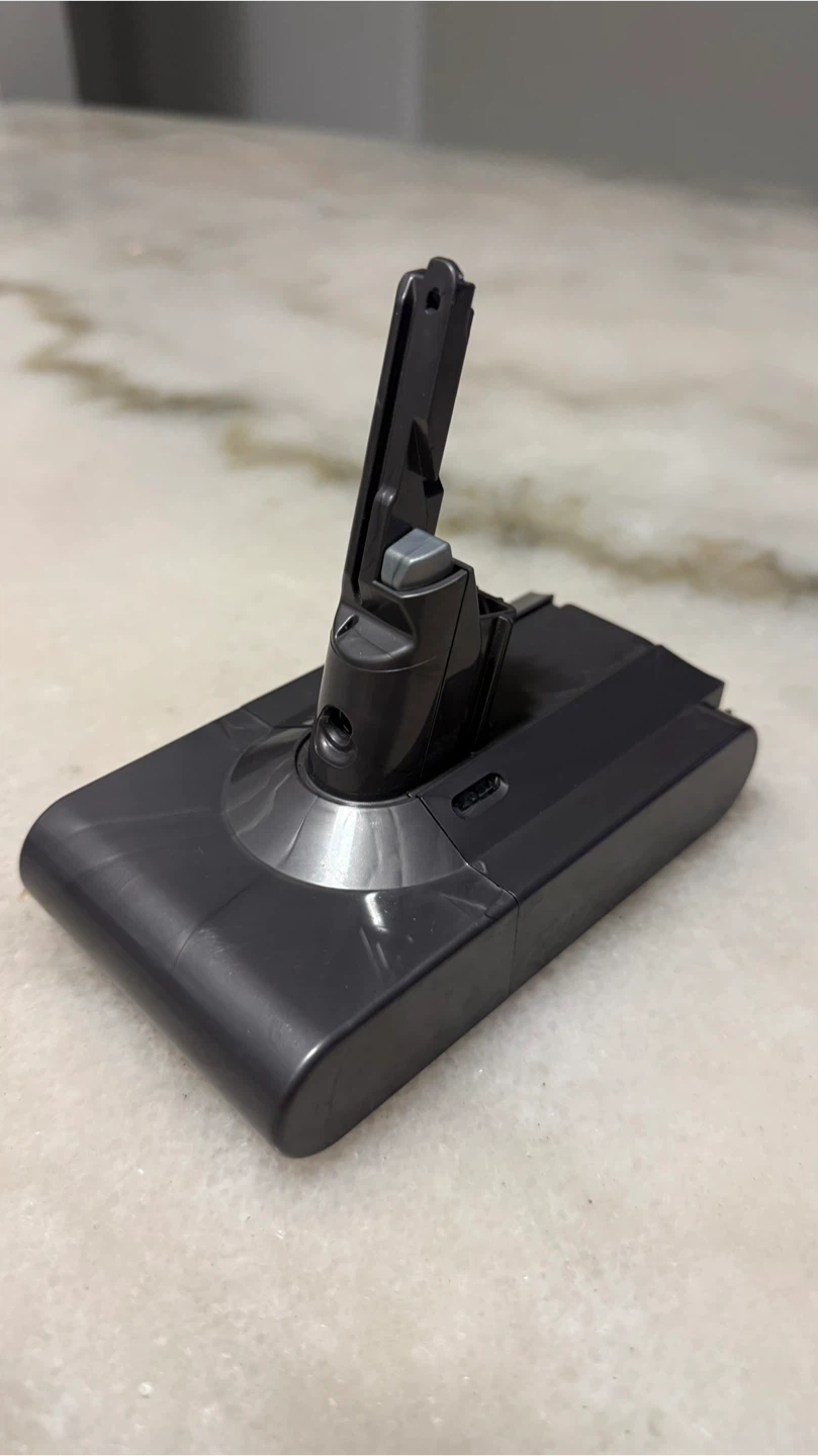 Genuine Dyson Car+Boat/V8 Extra Battery
