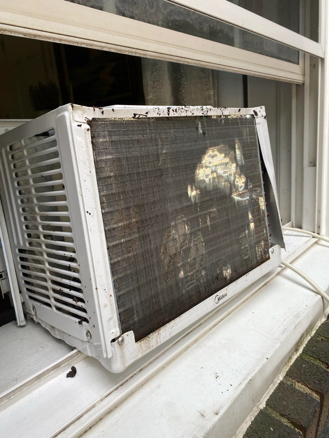 Buying old or broken AC