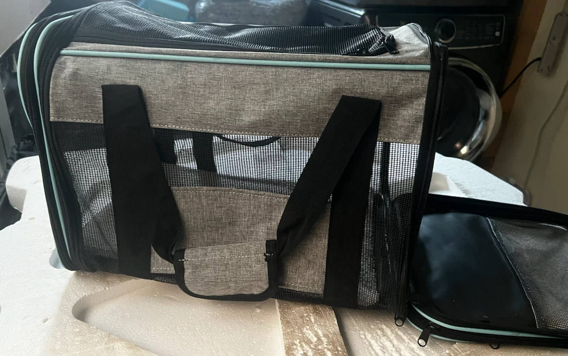 FURFUN Pet Carrier - photo 3