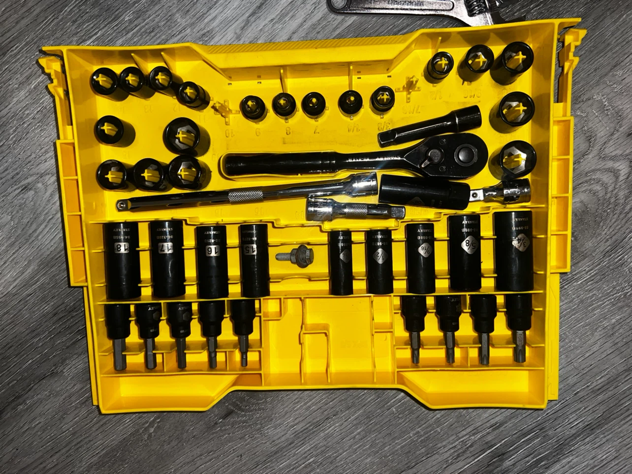 Stanley 203-Piece Professional Grade Socket Set - photo 3