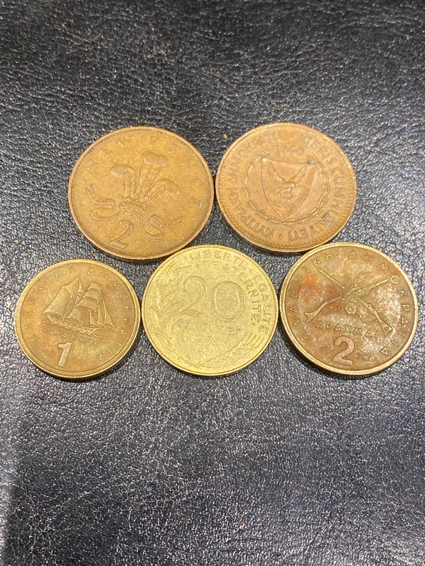 Collection of Five Vintage International Coins - photo 2