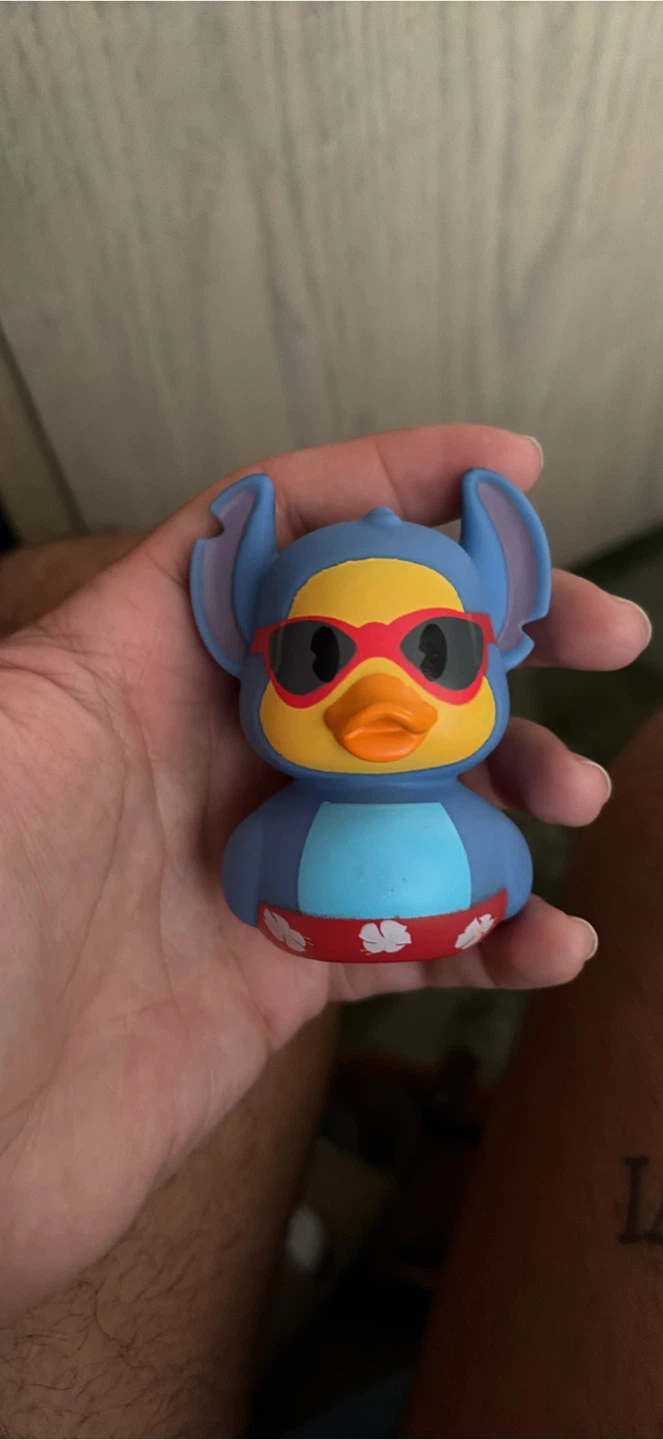 Disney Stitch Collection Figures and Keychain - photo 3